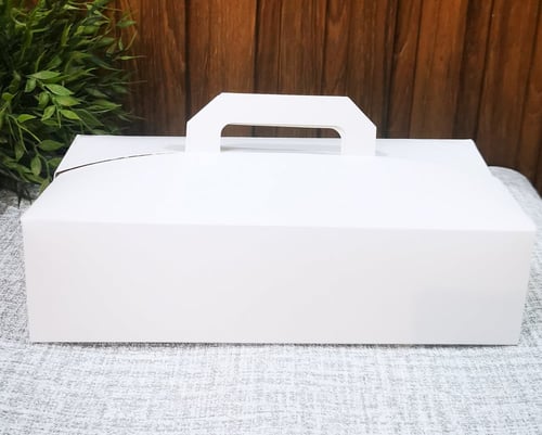 علب بيد ابيض