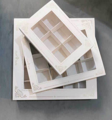 علب شوكلاته مقسمه