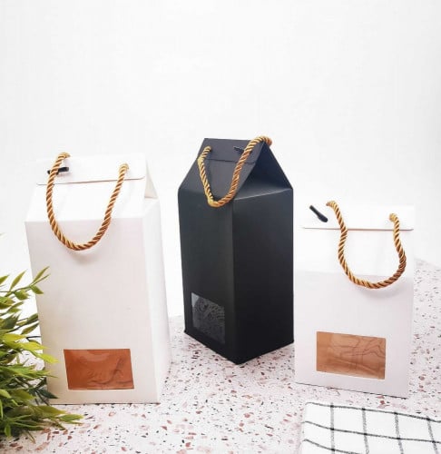 علب كرتونيه بحبل