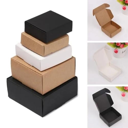 علب كيك متصل مربعه كبيره