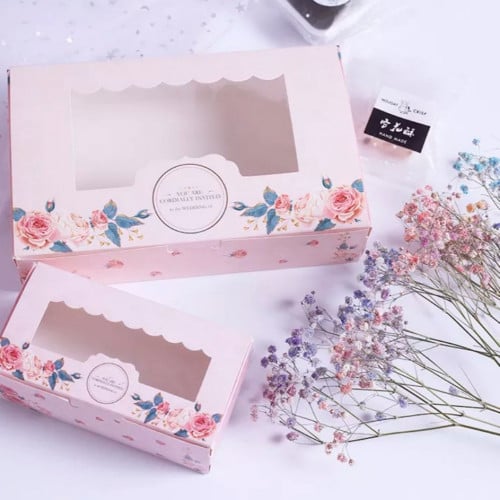 علب مستطيله بنافذه