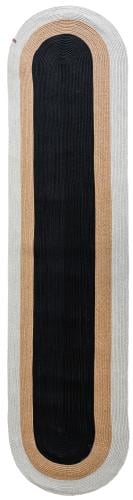 ممر طويل اسود