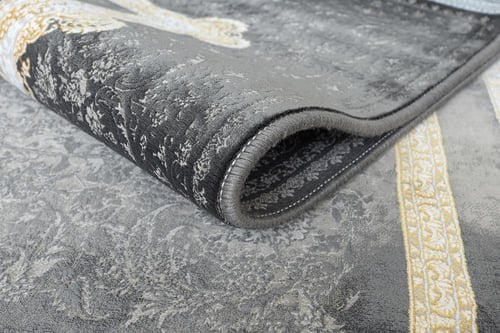 سجادة ايراني بحواف سوداء