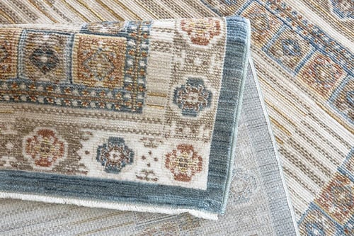 سجاد تركي SOFT بحواف زرقاء