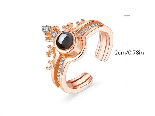 خاتم مفتوح مرصع بفصوص يظهر من خلاله كلمة أحبك بـ 1...