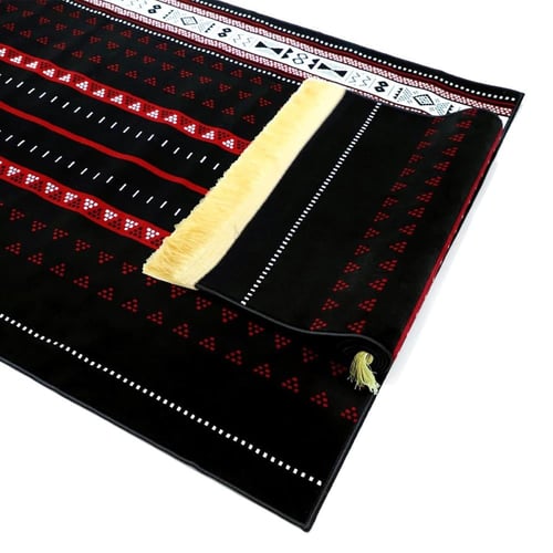 مصلى التراث الشمالي أسود