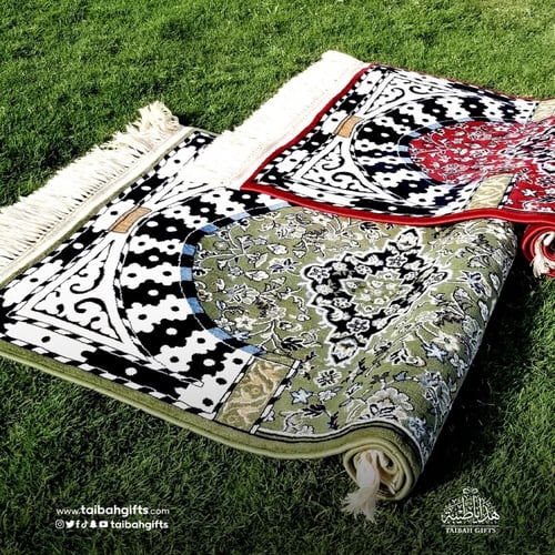 سجادة الروضة الجديدة الفاخرة