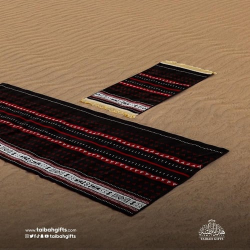 مصلى التراث الشمالي أسود