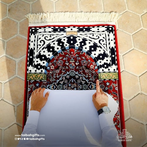 سجادة الروضة الجديدة الفاخرة