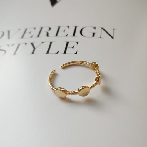 خاتم رقيق من الفضة الاسترليني عيار 925 مطلي بالذهب...