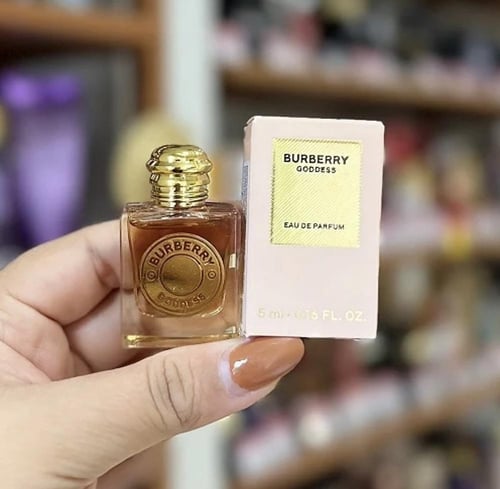 عطر بربري جوديس النسائي او دو بارفيوم 5مل