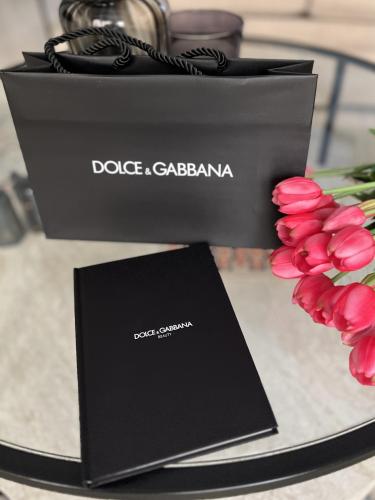 نوت بوك / دفتر دولتشي اند غبانا الاصلي notebook