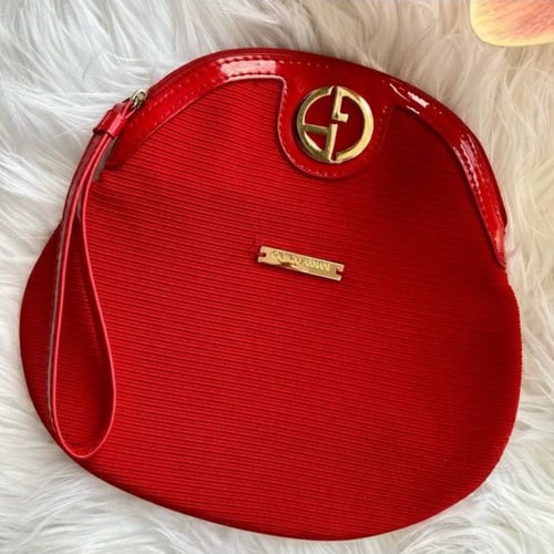 طقم ارمني (باوتش احمر رائع من ارماني + عطر Si الاك...