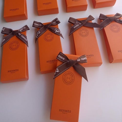 10 كيس ايرمز اصلي مع عطر امبولة ايرمز اصلي 4 مل بخ...