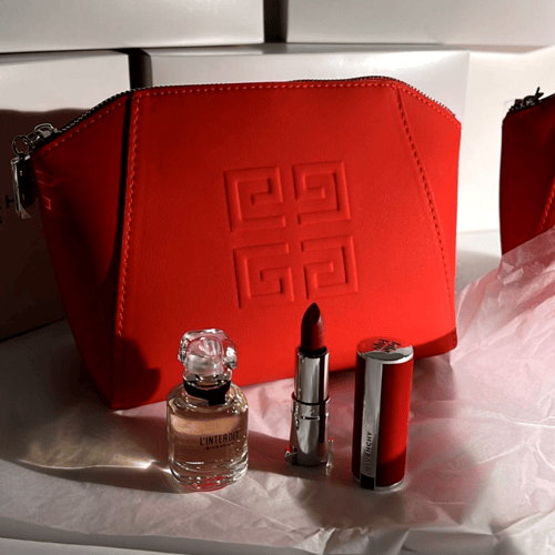 طقم جفنشي مكون من ثلاث قطع مع علبه و كيس اصلي