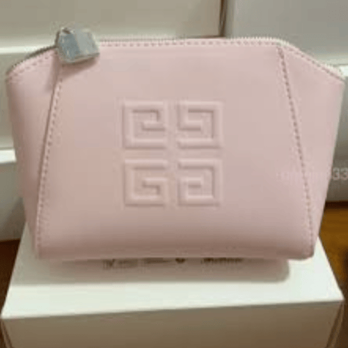 شنطة جلد جفنشي وردي اصليه مع علبتها و كيس جفنشي