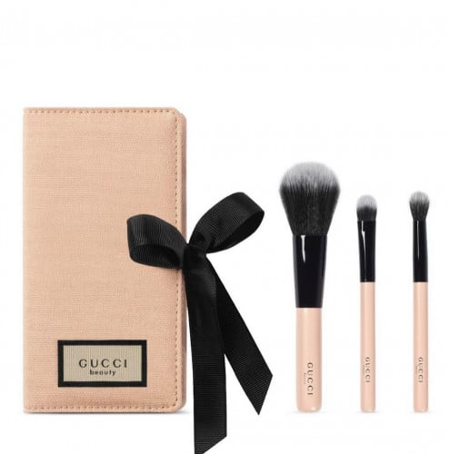 قوتشي افضل مجموعة فرش المكياج لعام 2023