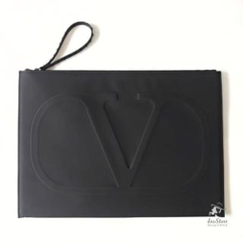 فالنتينو Valentino باوتش اسود اصليه رائعه