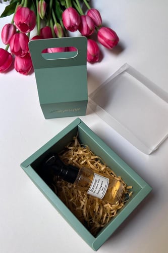 10 توزيعات من المرشات "صناعتنا الخاصه" في علب العي...