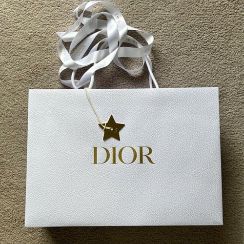 ديور باك ستيج المحدودة الإصدار Dior Limited Editio...