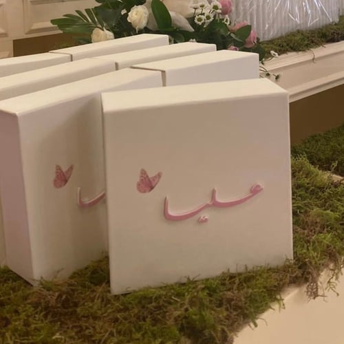 10 علب من فواحات السيارة مع عطر زيتي