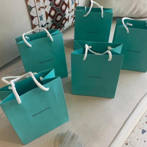 8 اكياس عطر تيفاني روز قولد بعبوة مميزة اصلي (صب)...