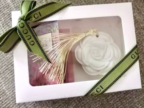 10 حجر معطر مع عطر قوتشي فلورا