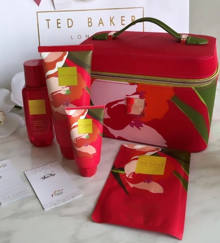 طقم تيد بيكر الكبير