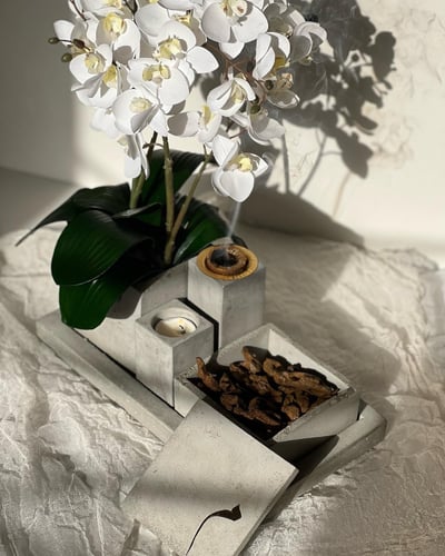 مجموعه مزينه بزهر الاوركيد الابيض (R2)