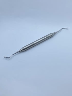 retraction cord applicator