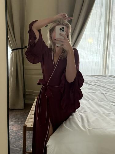 Djerf avenue go slow long burgundy rob