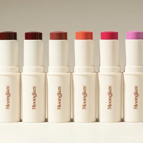 Moon Glaze phases blush