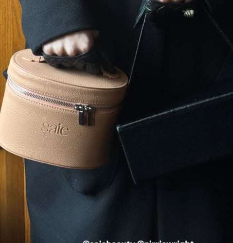 Saie vanity case