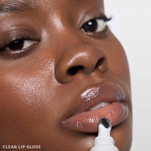 Vacay all day makeup & skincare kit