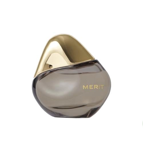 Merit Retrospect L'Extrait