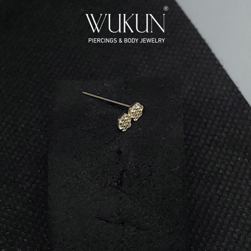 زمام بيرسينج ذهب عيار 18k شكل وردتين