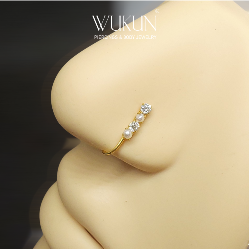 زمام ذهب عيار 18k بدون خرم بفصّين وحبّتي لؤلؤ مستز...