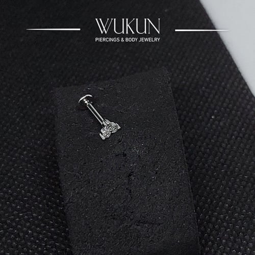 بيرسينج فضة 925s برغي بثلاث فصوص