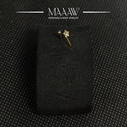 زمام ذهب عيار 18k بدون خرم شكل نجمة بفص أبيض