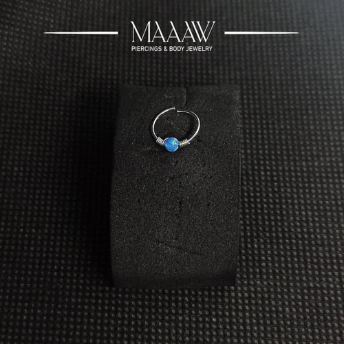 زمام بيرسينج فضة دائري حلقة بخرزة أزرق مموج