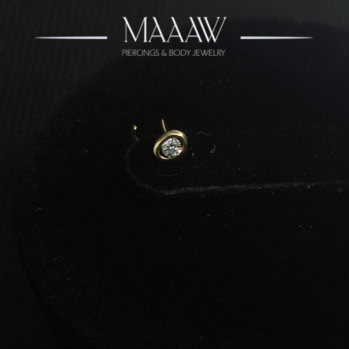 زمام بيرسينج ذهب عيار 18k بشكل بيضاوي وسطه فص