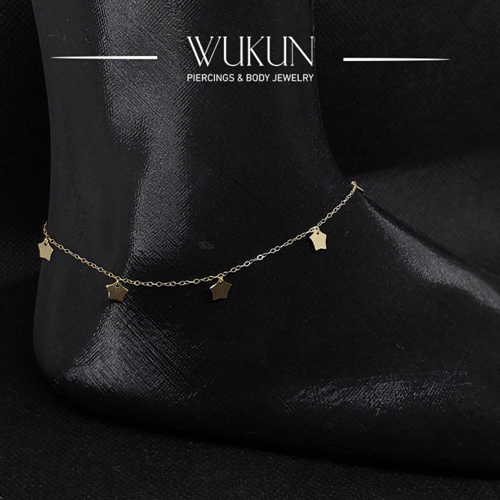 خلخال ذهب عيار 18k بشكل نجوم معلقة