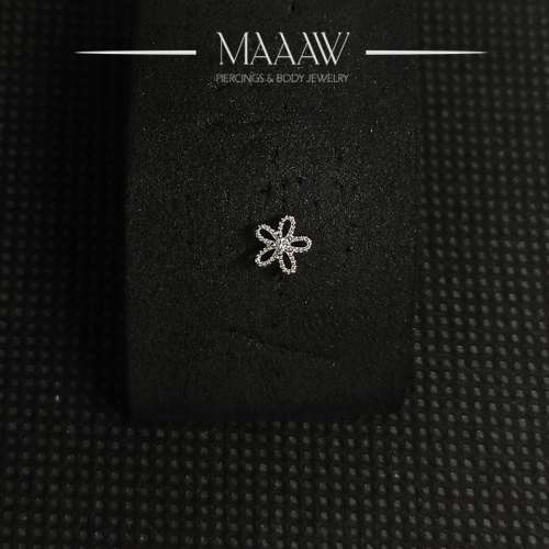 زمام بيرسينج فضة 925s طرف مدبب وردة بفص أبيض