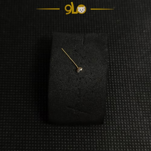 زمام بيرسينج ذهب عيار18k بثلاث فصوص بيضاء مثلث