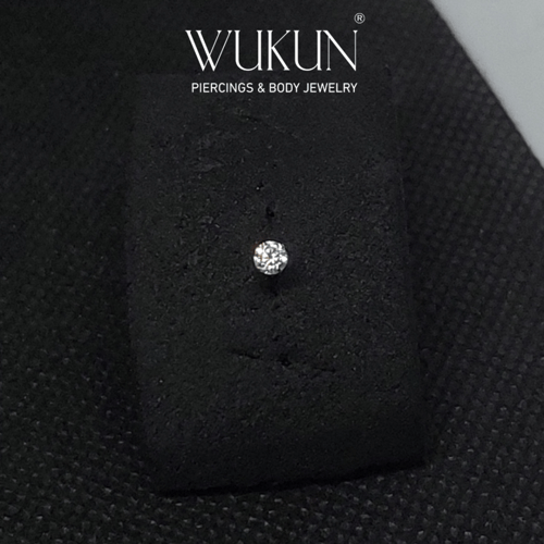 زمام بيرسينج ذهب عيار 18K فص مزنايت بلمعة أفضل