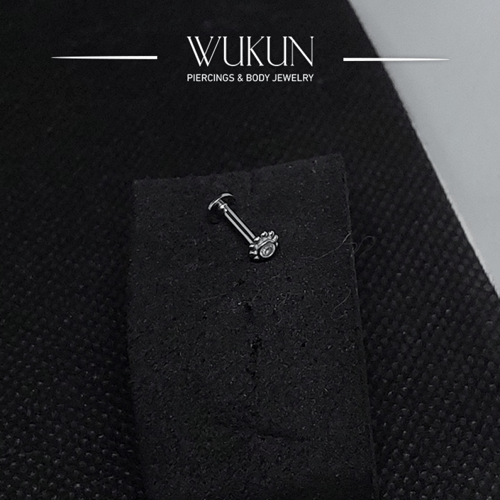 بيرسينج فضة برغي وردة