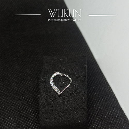 حلق فضة قلب فصوص يسار موديل 9262