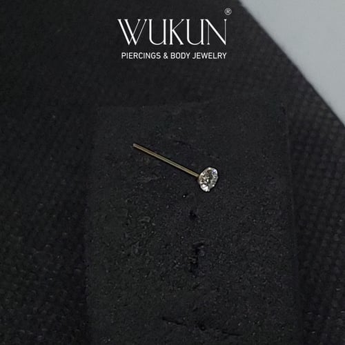 زمام بيرسينج ذهب عيار 18K فص مزنايت بلمعة أفضل