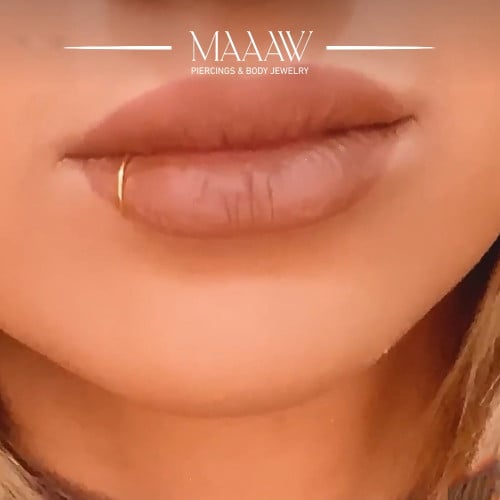 زمام حلقة ذهب عيار 18K بدون خرم للشفايف سادة - دفع...