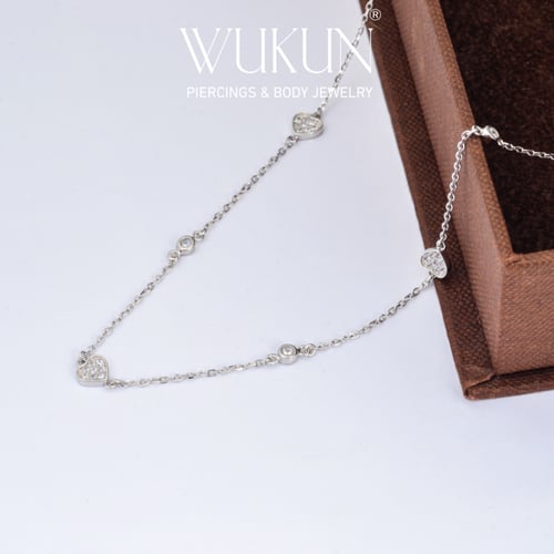 عقد شوكر فضة عيار 925 قلوب بفصوص لامعة